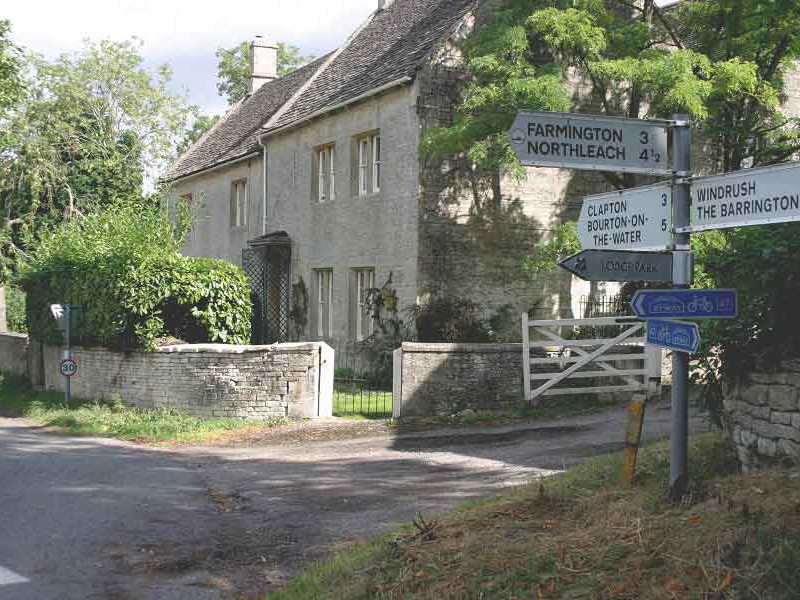 Burford sign posts