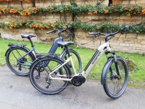 Cotswold e-bike tour bikes